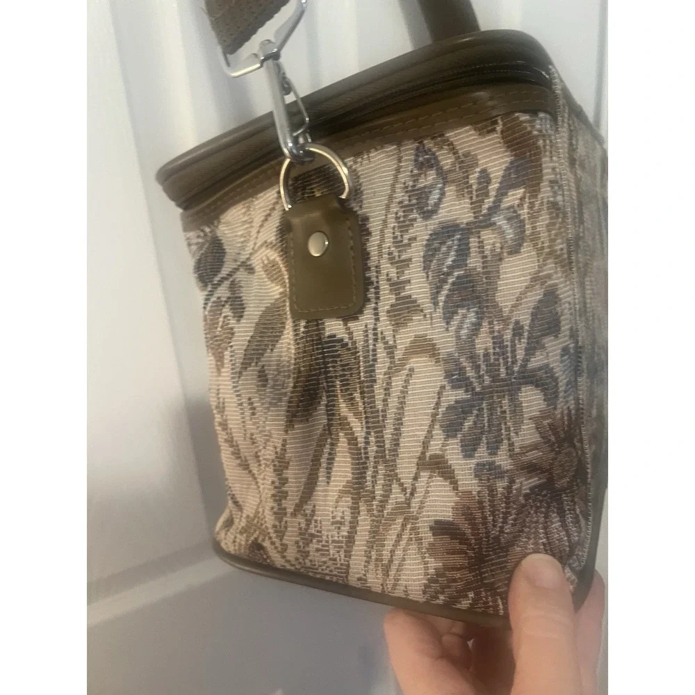 Vintage Jordache Floral Tapestry Makeup Train Case Cottagecore 90s‎